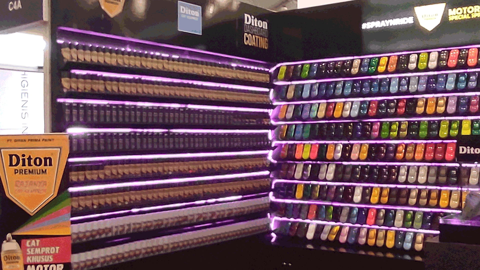 Diton Premium Pamerkan Lebih dari 50 Warna Terbaru di Acara Bergengsi GIIAS dan IIMS